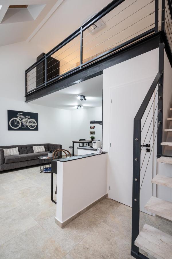 Studio Station With Gallery Budapeşte Dış mekan fotoğraf