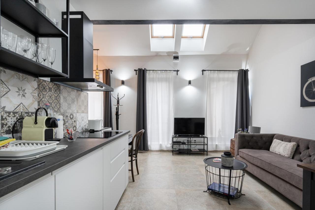 Studio Station With Gallery Budapeşte Dış mekan fotoğraf