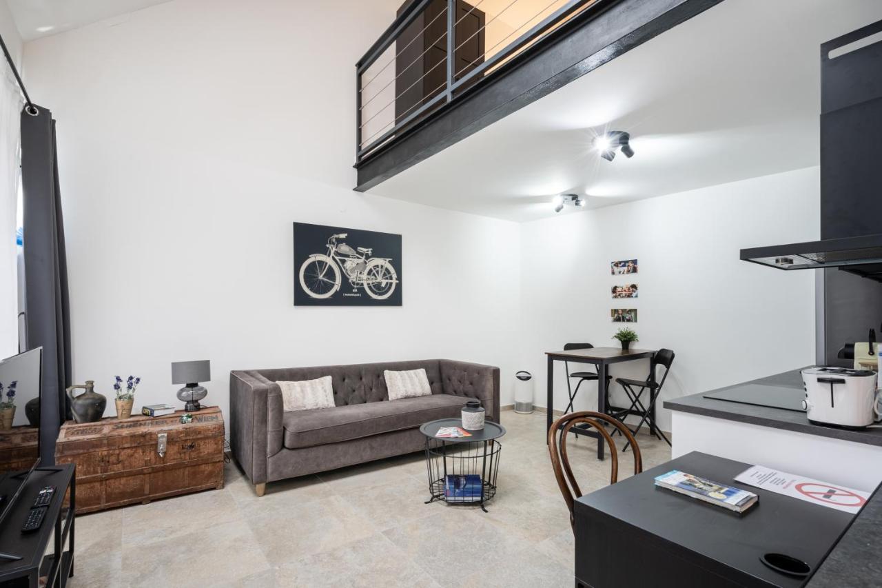 Studio Station With Gallery Budapeşte Dış mekan fotoğraf